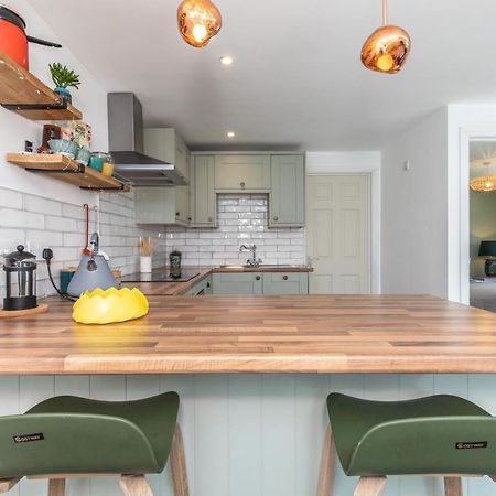 Beach, Hills, Food, Scenic Walks-The Kelp House. Peacehaven Exterior photo