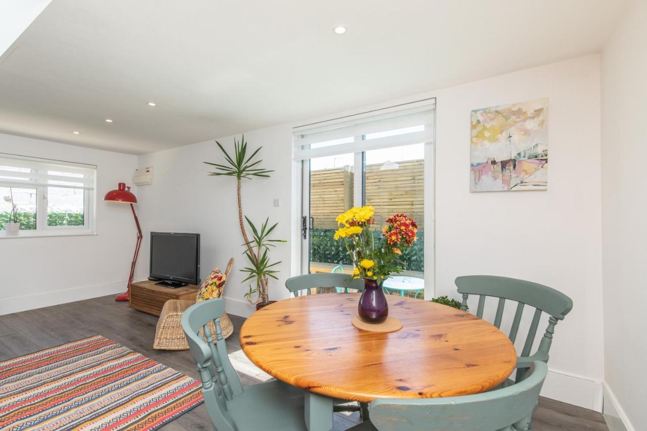 Beach, Hills, Food, Scenic Walks-The Kelp House. Peacehaven Exterior photo